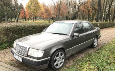 Mercedes-Benz 300E W124 1990