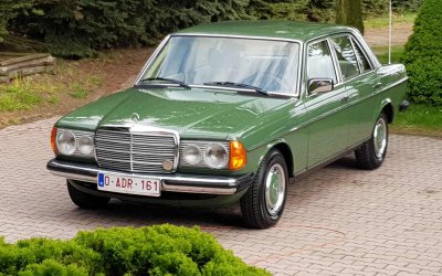 Mercedes-Benz 200 W123 1977