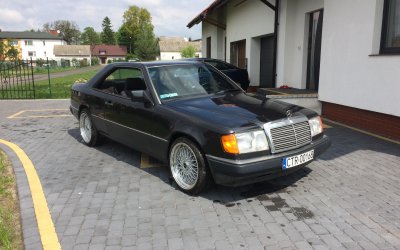 Mercedes-Benz 220CE C124 1992