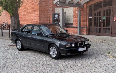 BMW E34 (seria 5) – opis, wymiary, silniki, oferty