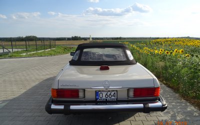 Mercedes-Benz 560 SL R107 1985