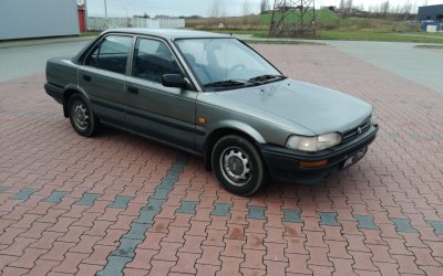 Toyota Corolla E9 1991