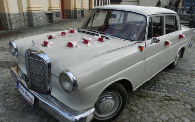 Mercedes-Benz 190 W110 1962