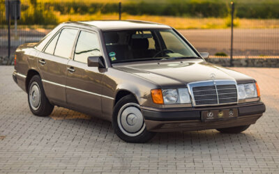 Mercedes-Benz 300E W124 1990