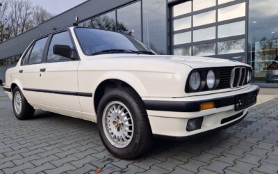 BMW 318 E30 1988