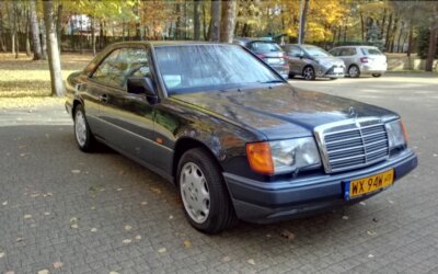 Mercedes-Benz 300CE-24 C124 1990