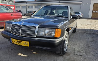 Mercedes-Benz 190E W201 1990