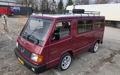 Mercedes-Benz MB100 1995