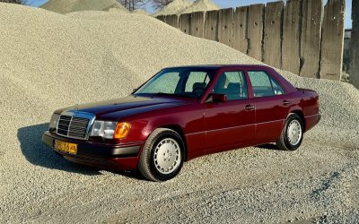 Mercedes-Benz 300E-24 W124 1991