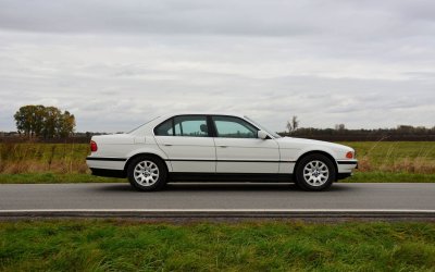 BMW 740i 1996