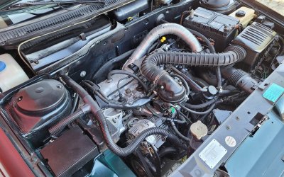 Sklep z częściami samochodowymi dla domowego mechanika – od czego zacząć kompletowanie zamówienia?